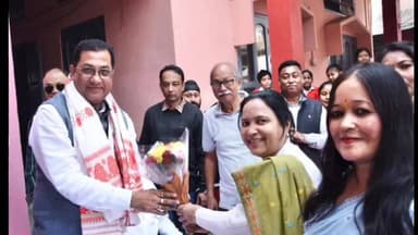 নগাঁও: ফৌজাদাৰীপট্টি সাৰ্বজনীন দূৰ্গা পূজা সমিতিৰ নৱনিৰ্মিত অতিথিগৃহ ভাগৰ আনুষ্ঠানিক ভাৱে শুভ উদ্বোধন বিধায়ক ৰূপক শৰ্মাৰ