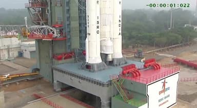 🇮🇳भारत के लिए गर्व का क्षण!🇮🇳🚀
LVM3-M6 के सफल प्रक्षेपण और भारतीय धरती से अब तक के सबसे भारी विदेशी सैटेलाइट (Blue Bird Block 2), लो अर्थ ऑर्बिट में सफलतापूर्वक स्थापित!