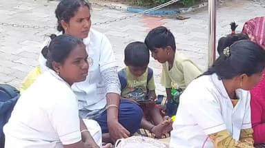 புதுக்கோட்டை: 7வது நாளாக கோரிக்கைகளை வலியுறுத்தி PMCH ல் காத்திருப்பு போராட்டத்தில் ஈடுபட்டு வரும் தற்காலிக செவிலியர்கள் பணிகள் முடங்கியது