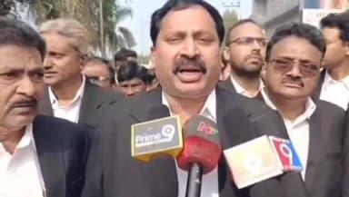 పార్లమెంట్ కేంద్రాలను జిల్లా కేంద్రాలుగా చేయడంపై అడ్వకేట్ శరత్ కుమార్ రాజు విమర్శలు