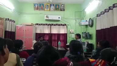 মানবাজার ২: লাগাতার কর্মবিরতি সহ মানবাজার-২ নম্বর ব্লক স্বাস্থ্য আধিকারিক এর কাছে দাবি দাওয়া পেশ করলো আশা কর্মীরা