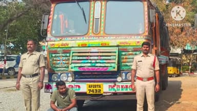 పాలకుర్తి: అక్రమ రవాణా చేస్తున్న 16 లక్షల విలువగల పిడిఎస్ రైసు ను పట్టుకున్న పాలకుర్తి పోలీసులు రెండు లారీలు సీజ్ ఇద్దరు అరెస్ట్