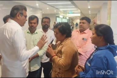 నవాబ్పేట: ఇటీవల దాడి జరిగిన కోట్పల్లి సర్పంచ్ భర్త సంగయ్యను పరామర్శించిన ఎంపీ కొండా విశ్వేశ్వర్ రెడ్డి