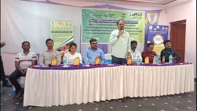 ಚಳ್ಳಕೆರೆ ಅಂಬೇಡ್ಕರ್ ಸಮುದಾಯ ಭವನದಲ್ಲಿ ಆಹಾರ ಸುರಕ್ಷತಾ ತರಬೇತಿ ಹಾಗೂ ಪ್ರಮಾಣಪತ್ರ ವಿತರಣಾ ಕಾರ್ಯಕ್ರಮ ನಡೆಯಿತು