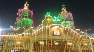 চাকদা: যীশুখ্রিস্টের জন্মদিন উপলক্ষে সেজে উঠছে চাকদা ও রানাঘাটের চার্চ, সন্ধ্যা থেকেই ভীড় সাধারণ মানুষের