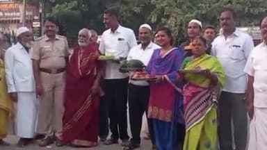 ஊத்தங்கரை: புனித அந்தோணியார் ஆலயத்தில் சமத்துவ கிறிஸ்மஸ் விழா அனைத்து மதத்தினரும் ஒன்றிணைந்து கேக்வெட்டி கிறிஸ்மஸ் வாழ்த்து தெரிவித்தனர்