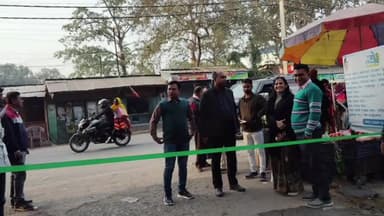 করিমপুর ১: করিমপুর ১ নম্বর অঞ্চলে রাস্তাশ্রী ৪ প্রকল্পের উদ্বোধন করলেন এমএলএ বিমলেন্দু সিংহ রায়