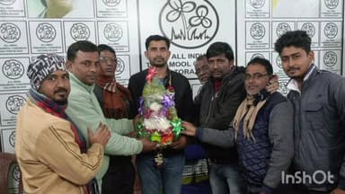 শালতোড়া: শালতোড়া অঞ্চল তৃণমূলের নবনির্বাচিত সভাপতি সুব্রত মাজিকে সংবর্ধনা প্রদান করল শালতোড়ায় ব্লক ও অঞ্চল তৃণমূল কংগ্রেস