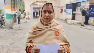 #देवरिया। बिना नोटिस झोपड़ी तोड़ने का आरोप, जिलाधिकारी से न्याय की गुहार
#deoria