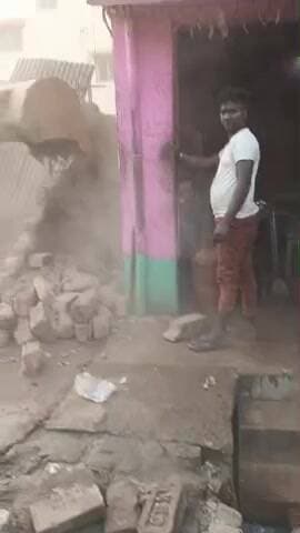 नगर परिषद की सख्ती, अस्पताल गेट और मुख्य चौक से हटाया गया अतिक्रमण