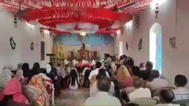 હાલોલ: હાલોલ પાવાગઢ રોડ પર આવેલ બેઉલ્લાહ મેથોડિસ્ટ ચર્ચ ખાતે નાતાલ પર્વની ઉજવણી આનંદ ઉત્સાહના વાતાવરણમાં કરાઈ.