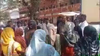 કોડીનાર: મીતીયાજ ગામની મહિલાઓ કોડીનાર પોલીસ સ્ટેશને પહોંચી, ગામમા દારુના અડ્ડા બંધ કરાવવા પોલીસ પાસે કરી માંગ