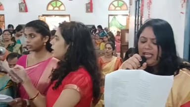 ಮಡಿಕೇರಿ: ನಾಪೋಕ್ಲುವಿನ ಮೇರಿ ಮಾತೆ ಚರ್ಚ್ ನಲ್ಲಿ ಕ್ರೈಸ್ತ ಭಾಂದವರಿಂದ ಸಂಭ್ರಮದ ಕ್ರಿಸ್ಮಸ್ ಆಚರಣೆ