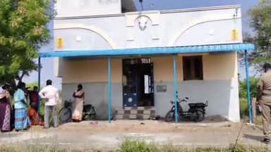 பெரம்பலூர்: பிரம்மாநகரில் வீட்டின் பூட்டை உடைத்து 4 சவரன் நகை,
ரூ 1.20 லட்சம் ரொக்கம் கொள்ளை