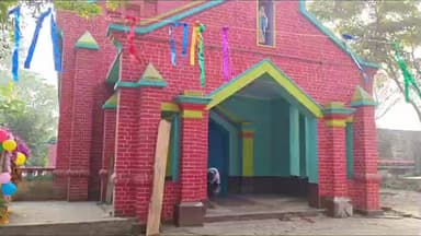 प्रभु यीशु के जन्मोत्सव पर तीनपहाड़ में भक्ति और उल्लास का माहौल