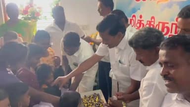 திருப்பத்தூர்: அண்ணா நகர் பகுதியில் கிறிஸ்துமஸ் விழா கொண்டாடிய திருப்பத்தூர் எம்எல்ஏ நல்லதம்பி