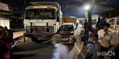 मंडणगड: मंडणगड तालुक्यातील कुंबळे येथे मायनिंगसाठी वाहतूक करणाऱ्या डंपरचा अपघात