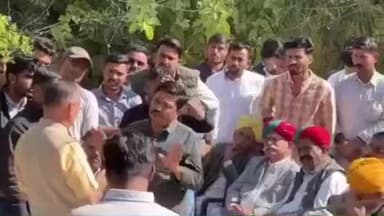 बाड़मेर: बाड़मेर के भाजपा के पूर्व जिला अध्यक्ष स्वरूप सिंह खारा ने गांधीनगर में की जनसुनवाई, सुनी समस्याएं