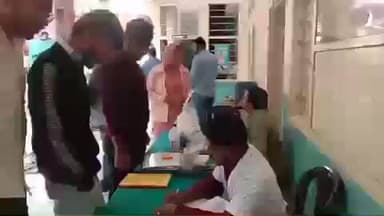 लोहारू: लोहारु के आदर्श स्कूल में अटल बिहारी वाजपेयी के 101वें जन्मदिवस पर रक्तदान शिविर आयोजित, लगभग 70 यूनिट रक्त संग्रह