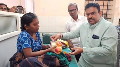 ಕುಷ್ಟಗಿ: ಭಾರತರತ್ನ ಅಟಲ್ ಬಿಹಾರಿ ವಾಜಪೇಯಿ ಜಯಂತಿಯನ್ನು ಯುವ ಮೋರ್ಚಾ ವತಿಯಿಂದ ಪಟ್ಟಣದಲ್ಲಿ ಆಚರಣೆ