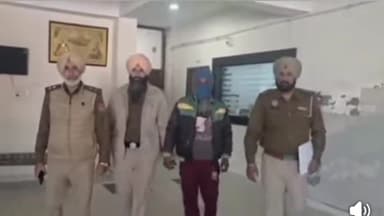 ਨਿਹਾਲ ਸਿੰਘਵਾਲਾ: ਥਾਣਾ ਅਜੀਤਵਾਲ ਅਤੇ ਥਾਣਾ ਨਿਹਾਲ ਸਿੰਘ ਵਾਲਾ ਵੱਲੋਂ ਸੋਸ਼ਲ ਮੀਡੀਆ ’ਤੇ ਹਥਿਆਰਾਂ ਦਾ ਦਿਖਾਵਾ ਕਰਨ ਵਾਲੇ ਵਿਅਕਤੀਆਂ ਖ਼ਿਲਾਫ਼ FI R ਦਰਜ ਕੀਤੀ