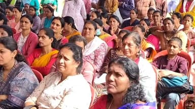 ಮಡಿಕೇರಿ: ನಗರದಲ್ಲಿ ಕೊಡಗು ವಿದ್ಯಾ ಇಲಾಖಾ ನೌಕರರ ಪತ್ತಿನ ಸಹಕಾರಿ ಸಂಘದ ಶತಸಂಭ್ರಮ ಕಾರ್ಯಕ್ರಮ