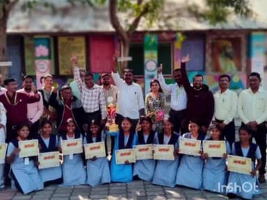 बल्लारपूर: जिल्हास्तरीय लोकनृत्य स्पर्धेत त शासकीय आश्रम शाळा देवळांच्या विद्यार्थ्यांचा घवघवीत यश