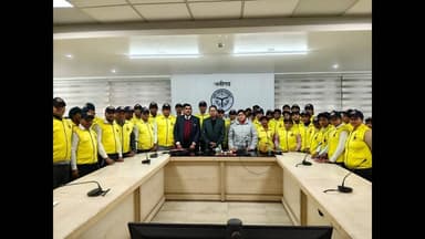 अलीगढ़ आरटीओ द्वारा नागरिक सुरक्षा कोर के जवानों को समझाएं यातायात के नियम#jnsnews24 #jannayaksamrat