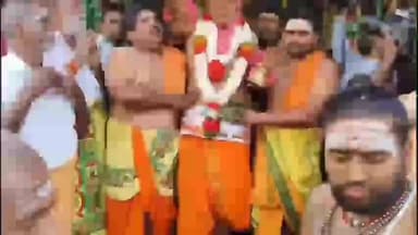 கோபிசெட்டிபாளையம்: மொடச்சூர் தான்தோன்றி அம்மன் திருக்கோவில் குண்டம் திருவிழா வெகு விமர்சையாக நடைபெற்றது