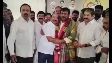 బీద రవిచంద్రన్ అభినందించిన వెంకటగిరి ఎమ్మెల్యే రామకృష్ణ