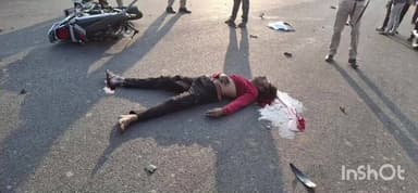 హసన్పర్తి: ఎలుకతుర్తి వద్ద రోడ్డు ప్రమాదంవ్యక్తి మృతి మృతుడు కొప్పురు గ్రామానికి చెందిన వ్యక్తి