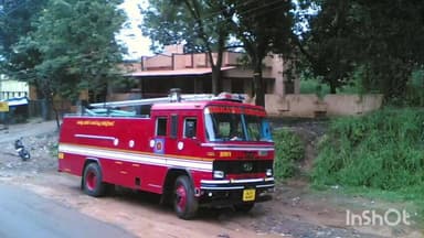 മീനച്ചിൽ: ഇലവീഴാപൂഞ്ചിറ മലനിരയിൽ വൻ തീപിടുത്തം