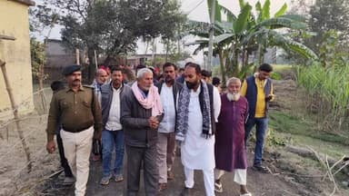 चनपटिया: सिरिसिया सड़क निर्माण में भारी अनियमितता, कांग्रेस विधायक अभिषेक रंजन ने किया निरीक्षण