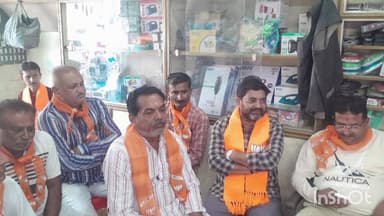 બગસરા: બગસરામાં અટલ સ્મૃતિ વર્ષ અંતર્ગત અટલ બિહારી વાજપેયજીની જન્મજયંતીની ઉજવણી કરાઈ.