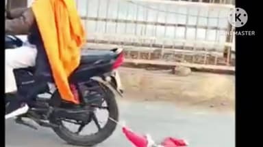पानीपत: पानीपत में क्रिसमस पर सांता क्लॉस की बेइज्जती, बाइक से बांधकर खींचा, वीडियो वायरल