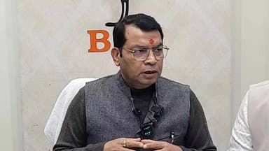 #रुद्रपुर
चन्द्रदेव मंदिर मामले मे विधायक शिव अरोरा को आया कोर्ट का नोटिस, विधायक शिव अरोरा की अहम press conference #LIV...