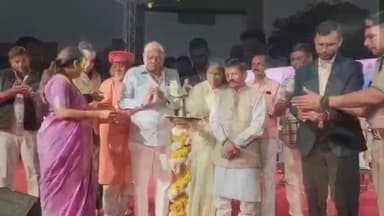 હાલોલ: હાલોલના વડા તળાવ ખાતે 4 દિવસીય પંચમહોત્સવ કાર્યક્રમનો શુભારંભ રાજ્યકક્ષા મંત્રી રમેશભાઈ કટારા દ્વારા કરાવવામા આવ્યો હતો