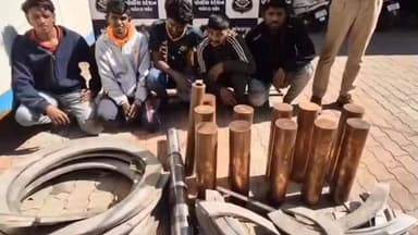 વડોદરા દક્ષિણ: ચોરી કરનારા અને ચોરી નો માલ લેનારા ઝડપાયા, ACP પ્રણવ કટારીયા એ માંજલપુર પો.સ્ટે થી વધુ વધુ માહિતી આપી