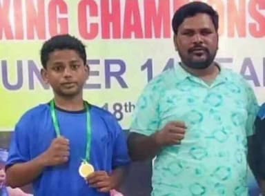 ఎల్లారెడ్డి: రాష్ట్రస్థాయిలో బాక్సింగ్ లో గోల్డ్ మెడల్స్, జాతీయస్థాయి బాక్సింగ్ పోటీలకు ఎల్లారెడ్డి గురుకుల విద్యార్థి ఎంపిక