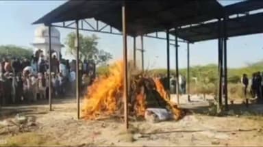 नारनौल: नीरपुर गांव के तीन दोस्त, जो साथ खेले, साथ रहे और साथ ही दुनिया से चले गए