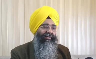 ਫਤਿਹਗੜ੍ਹ ਸਾਹਿਬ: ਗੁਰਦੁਆਰਾ ਸ੍ਰੀ ਫਤਿਹਗੜ੍ਹ ਸਾਹਿਬ ਦੇ ਹੈਡ ਗ੍ਰੰਥੀ ਭਾਈ ਹਰਪਾਲ ਸਿੰਘ ਨੇ ਸ਼ਹੀਦੀ ਸਭਾ ਦੇ ਪ੍ਰੋਗਰਾਮ ਸਬੰਧੀ ਦਿੱਤੀ ਜਾਣਕਾਰੀ