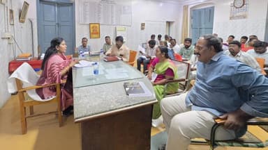 திருப்பத்தூர்: தாலுக்கா அலுவலகத்தில் வாக்காளர் பட்டியல் சிறப்பு தீவிர திருத்தம் குறித்த ஆய்வு கூட்டம். கலெக்டர் பங்கேற்பு