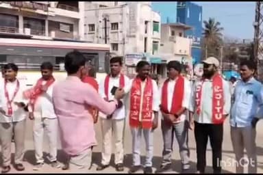 వికారాబాద్: ఉపాధి హామీ చట్టాన్ని మార్పు చేయవద్దు : సిఐటియు జిల్లా అధ్యక్షులు మహిపాల్