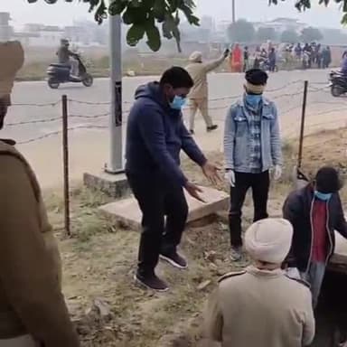 ਐਸਏਐਸ ਨਗਰ ਮੁਹਾਲੀ: ਏਅਰਪੋਰਟ ਰੋਡ ਤੇ ਨਾਲੇ ਵਿੱਚੋਂ ਮਿਲੀ ਅਣਜਾਣ ਲੜਕੀ ਦੀ ਲਾਸ਼