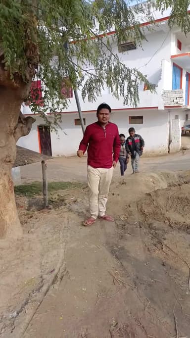 #akhilesh को टांग #दिया #comedy #funny #trending #viral @rk.radhika.agrawal @neha.umr @rajesh.tiwari073 @rani0888