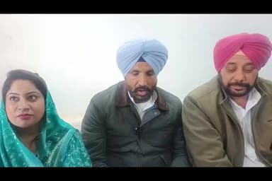 ਮਲੋਟ: ਮਲੋਟ ਵਿਖੇ ਪਹੁੰਚੇ ਪੰਜਾਬ ਕਾਂਗਰਸ ਪ੍ਰਧਾਨ ਰਾਜਾ ਵੜਿੰਗ
ਕਿਹਾ-70% ਨਵੇਂ ਚਿਹਰੇ ਲੜਨ ਚੁਣਾਵ