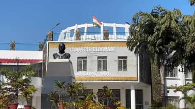 জামপুইজলা: জম্পুইজলা মহাকুমায় দুপুর ১২টা থেকে অফিস ছুটি