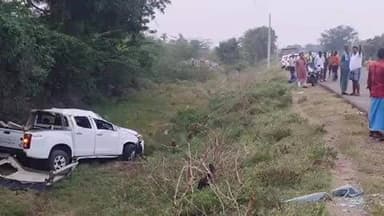 குன்னம்: குன்னம் அண்ணா நகர் பகுதியில் சாலையோர பள்ளத்தில் கார் கவிழ்ந்து பெண் உயிரிழப்பு, 3 பேர் படுகாயம்