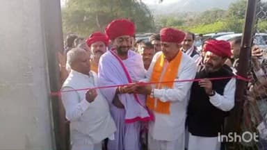 सिरोही: 5 किमी वनपथ की स्वीकृति के उपलक्ष्य में ग्रामवासियों ने किया स्वागत, राज्यमंत्री देवासी और सांसद रहे मौजूद
