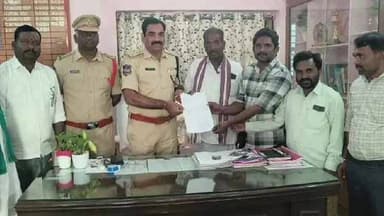 బాన్సువాడ: ఎస్సీ మహిళా పై అసభ్యకరంగా ప్రవర్తించిన వ్యక్తిపై కఠిన చర్యలు తీసుకోవాలి, డీఎస్పీ కి వినతి పత్రం, అంబేడ్కర్ సంఘ నాయకులు